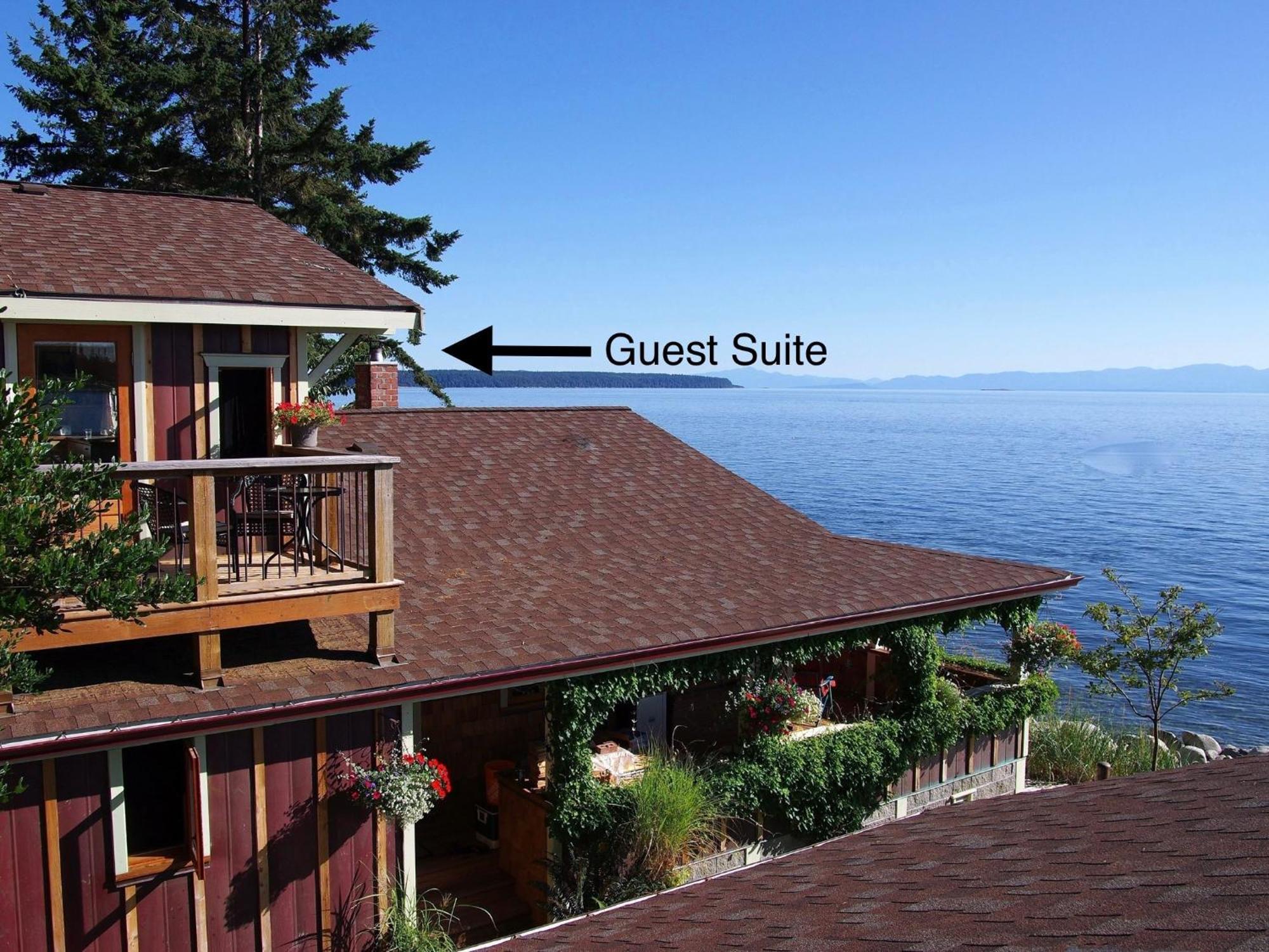 Blitz Beach House Oceanside Suite Powell River Exterior photo